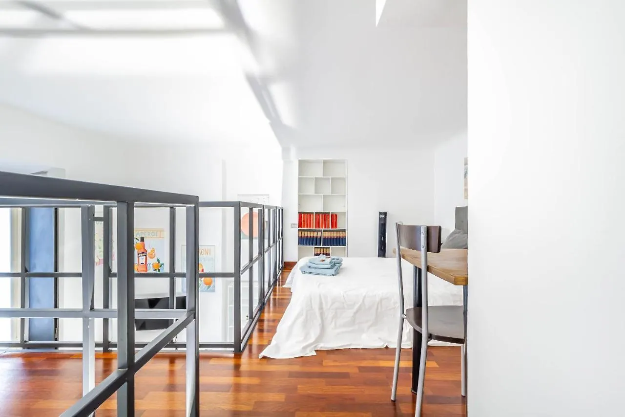 Domusmi Benedetto Marcello-32 Apartment Milan